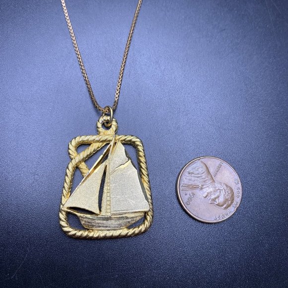 Sailboat Pendant Necklace Etched Matte Gold Tone Over Pewter Classic Vintage - Picture 7 of 10